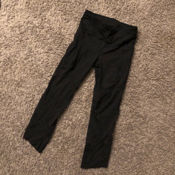 Lululemon On Pace Crop 21” Black - Picture 6 of 7